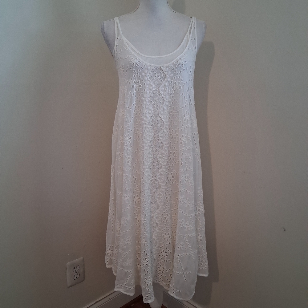 Johnny Was Eyelit White Dress Size XS - Picture 3 of 12